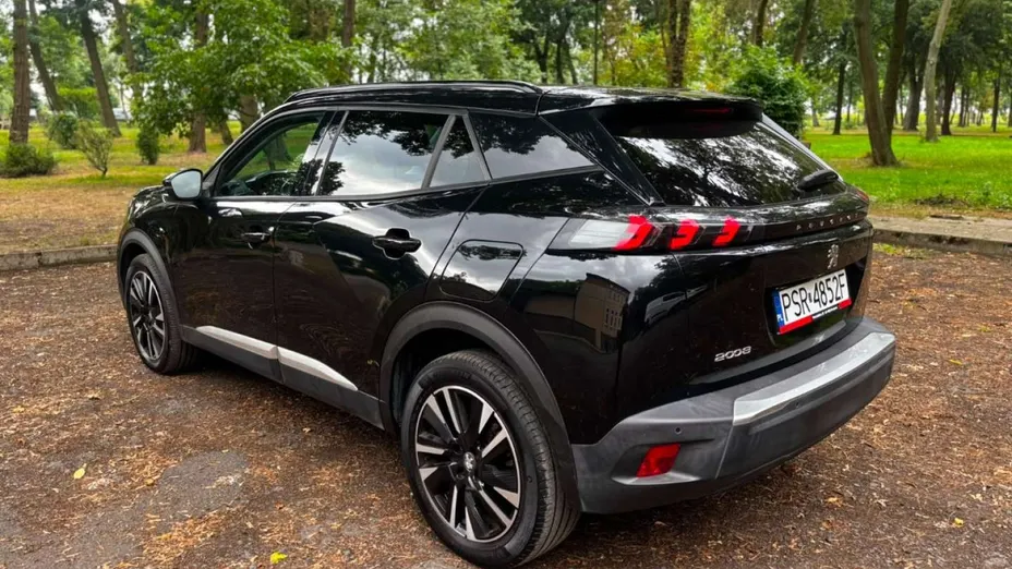 PEUGEOT 2008 -