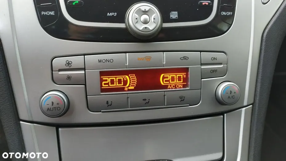 FORD Mondeo -