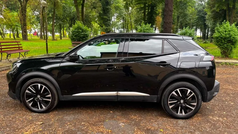 PEUGEOT 2008 -