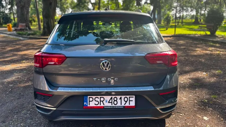VOLKSWAGEN T-ROC -