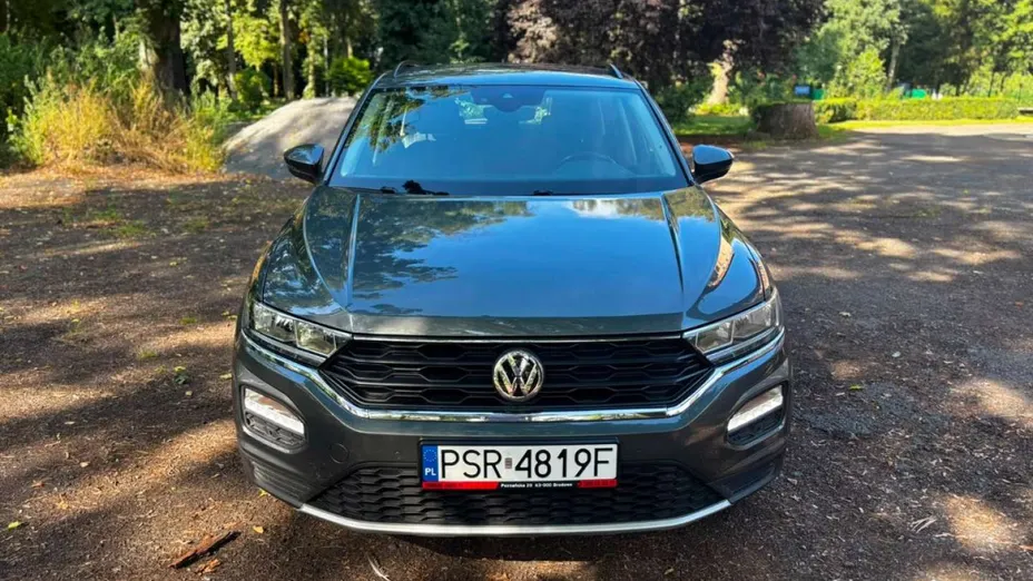 VOLKSWAGEN T-ROC -