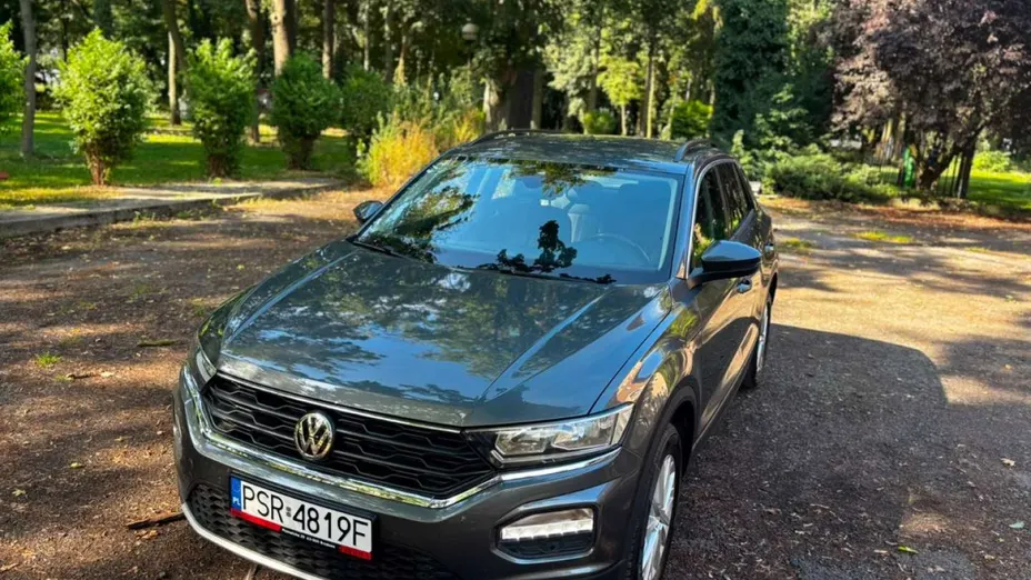 VOLKSWAGEN T-ROC -