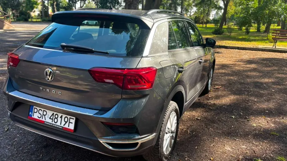 VOLKSWAGEN T-ROC -