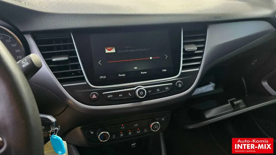 OPEL Crossland X -