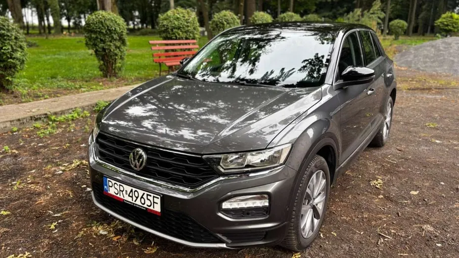 VOLKSWAGEN T-ROC -