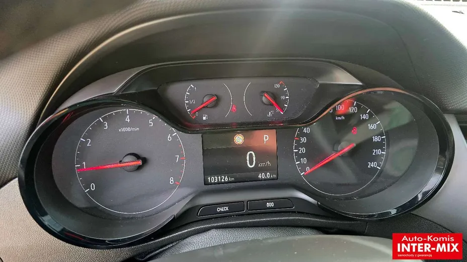 OPEL Crossland X -