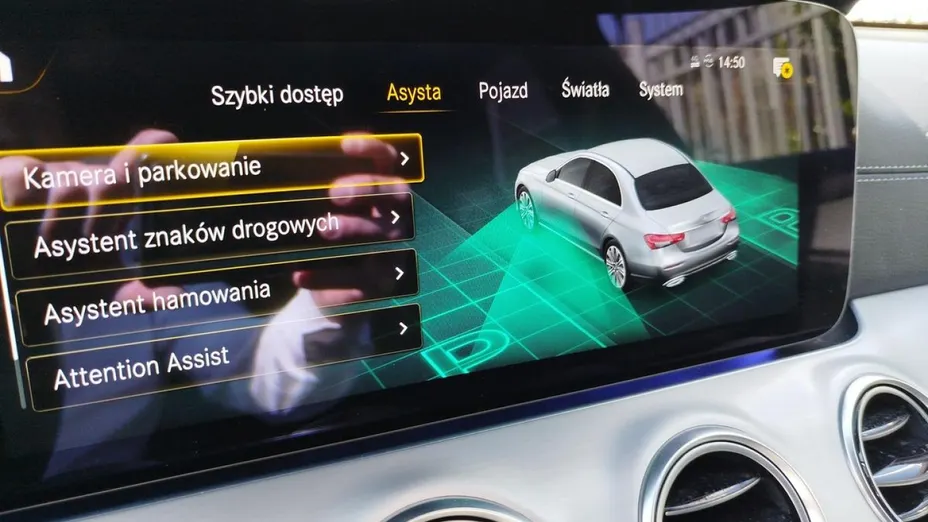 MERCEDES-BENZ E Klasa -