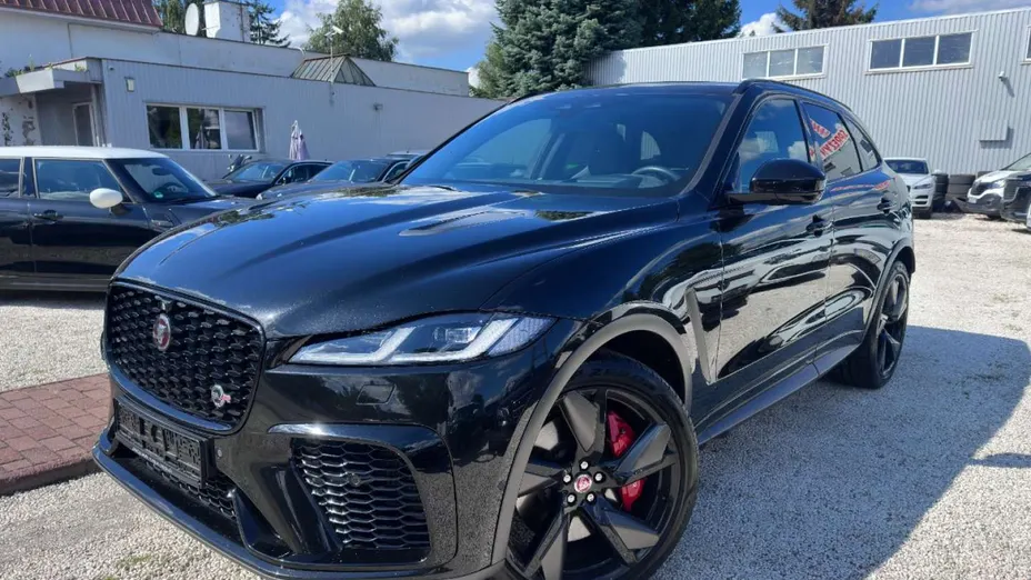 JAGUAR F-Pace -