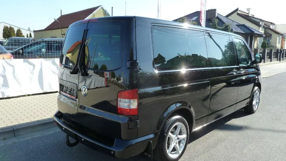 VOLKSWAGEN Caravelle -