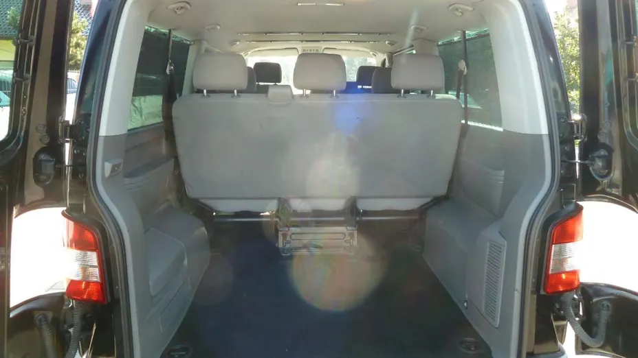 VOLKSWAGEN Caravelle -