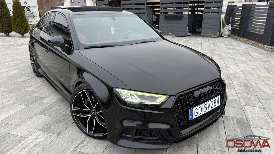 AUDI S3 -