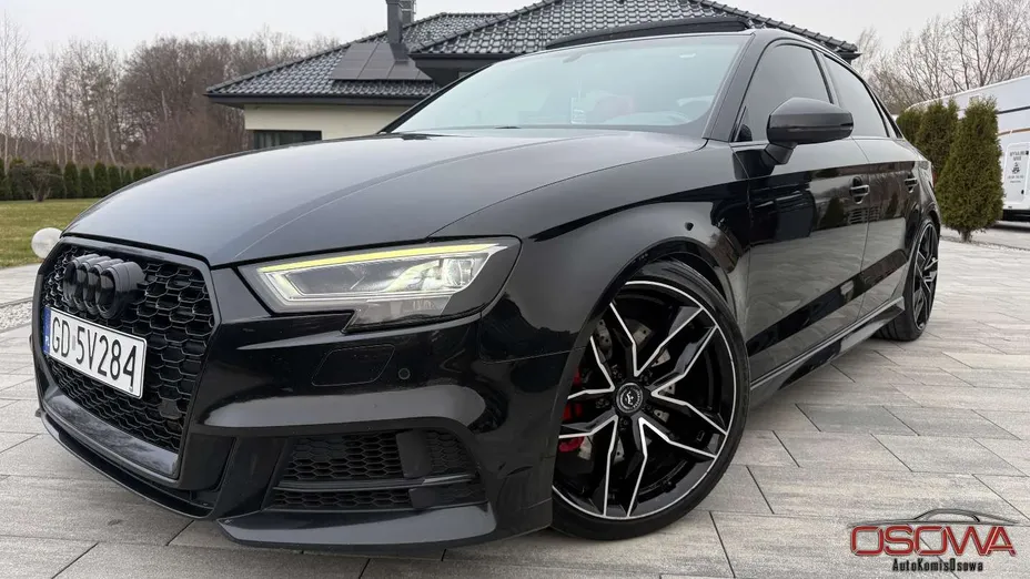 AUDI S3 -