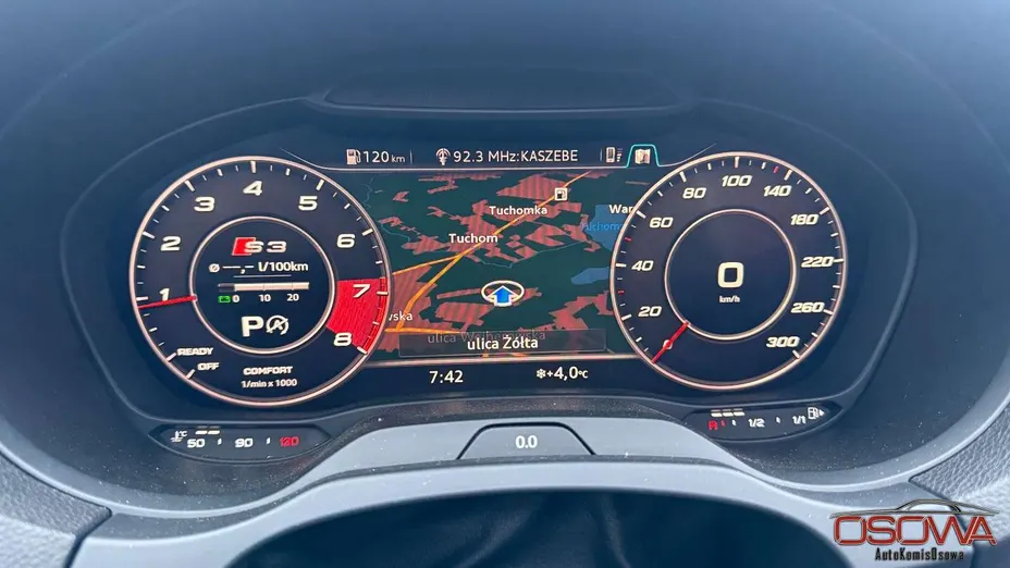 AUDI S3 -