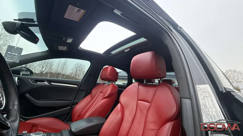 AUDI S3 -