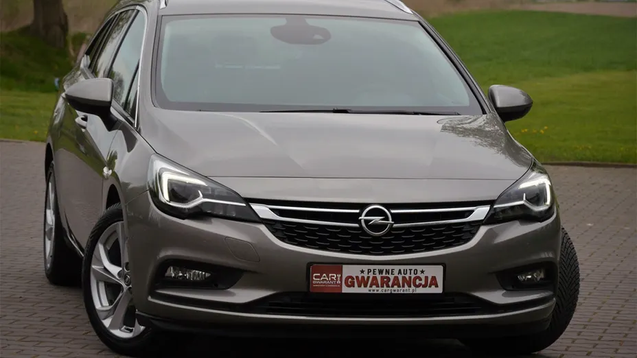 OPEL Astra -