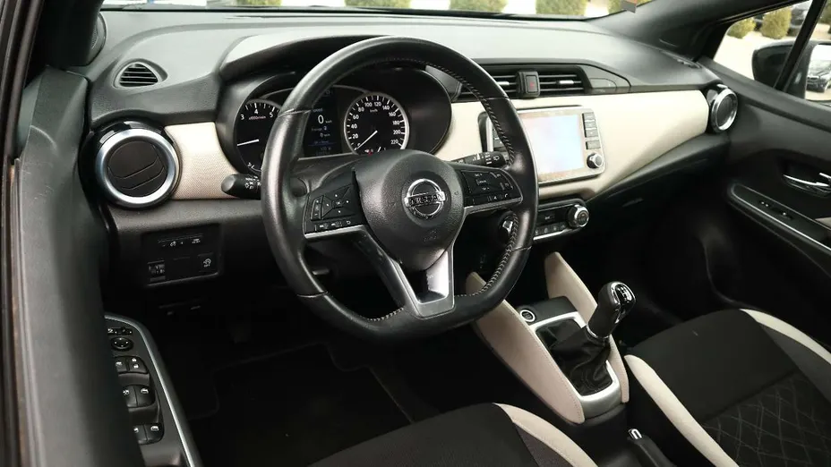 NISSAN Micra -