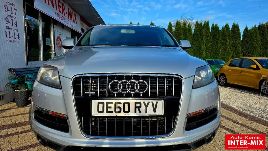 AUDI Q7 -
