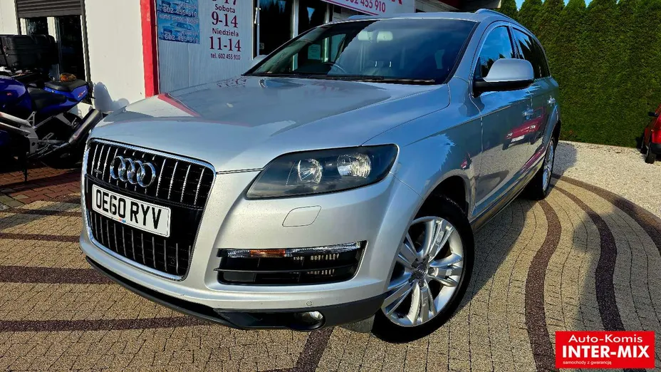 AUDI Q7 -