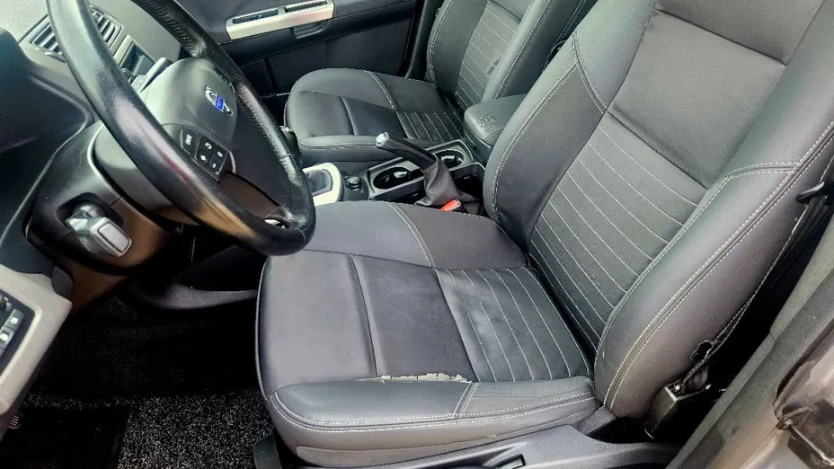 VOLVO V50 -