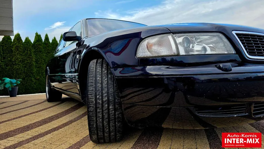 AUDI A8 -