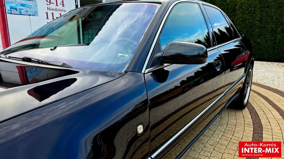 AUDI A8 -