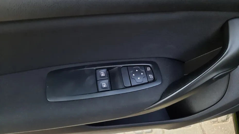 RENAULT Megane -