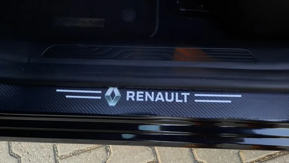 RENAULT Megane -