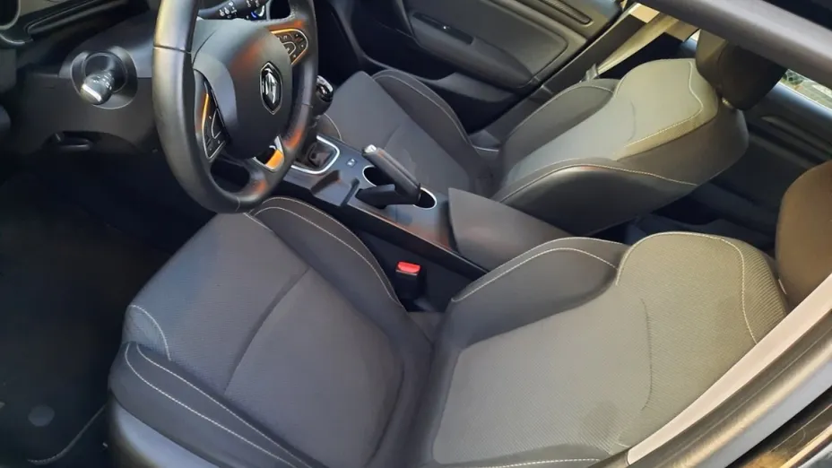 RENAULT Megane -