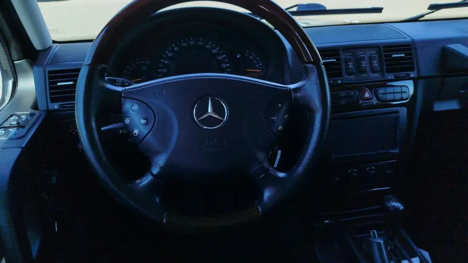 MERCEDES-BENZ Klasa G -