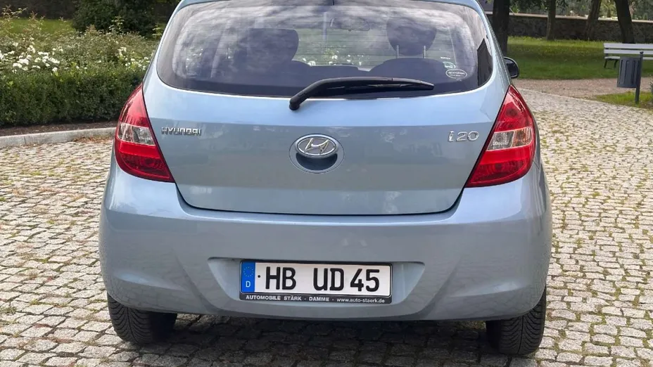 HYUNDAI i20 -