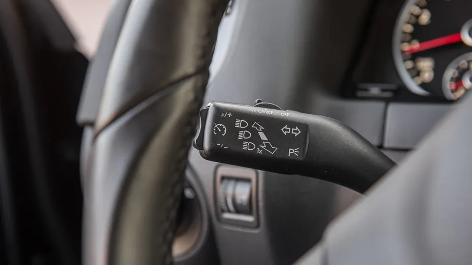 VOLKSWAGEN Tiguan -