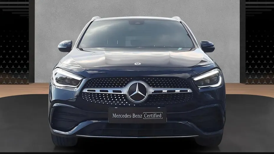 MERCEDES-BENZ GLA -