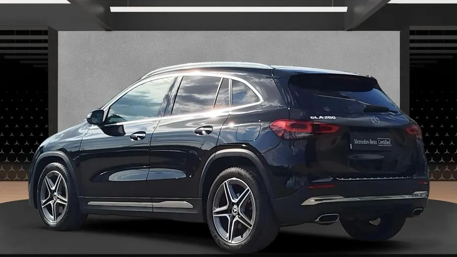 MERCEDES-BENZ GLA -