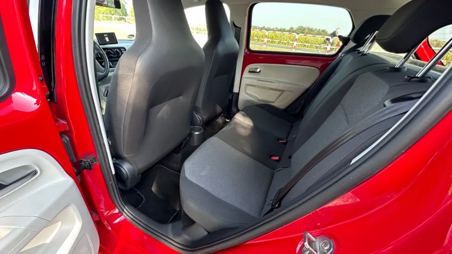 VOLKSWAGEN up! -