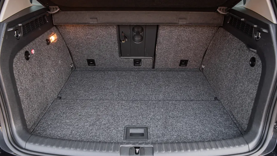 VOLKSWAGEN Tiguan -