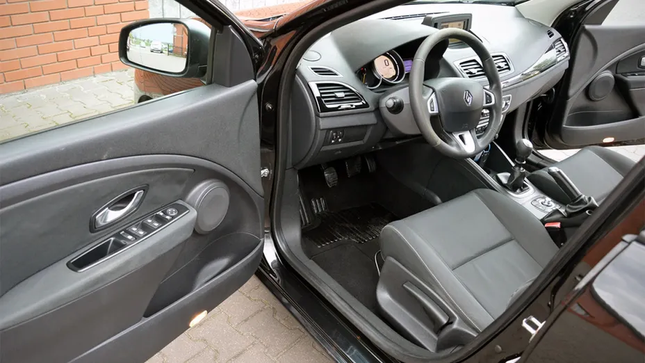 RENAULT Megane -
