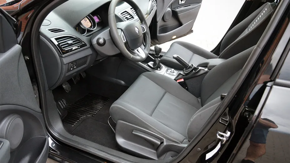 RENAULT Megane -