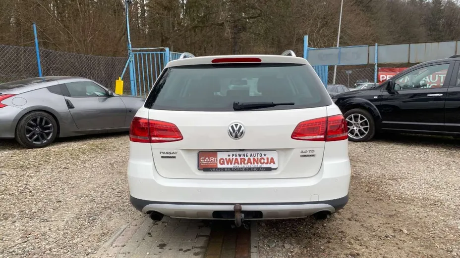 VOLKSWAGEN Passat -