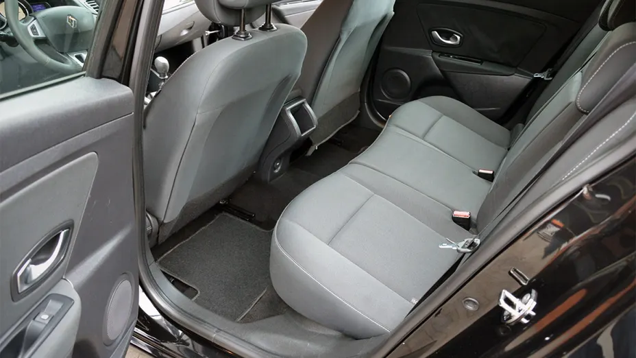 RENAULT Megane -