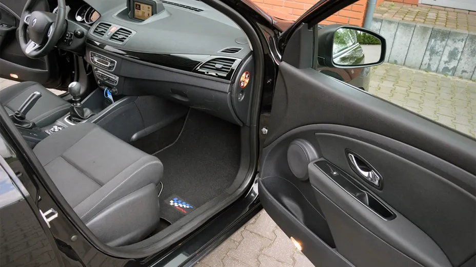 RENAULT Megane -