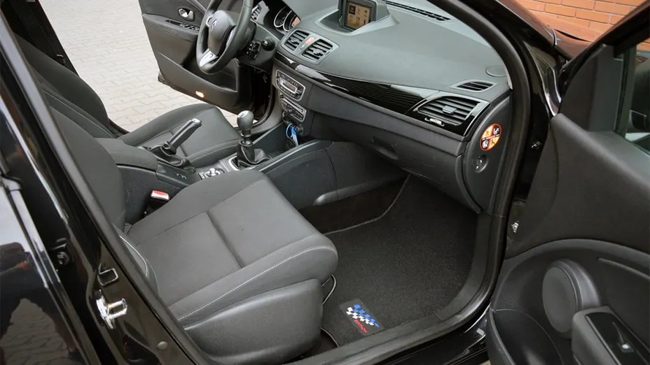 RENAULT Megane -