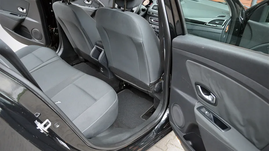 RENAULT Megane -
