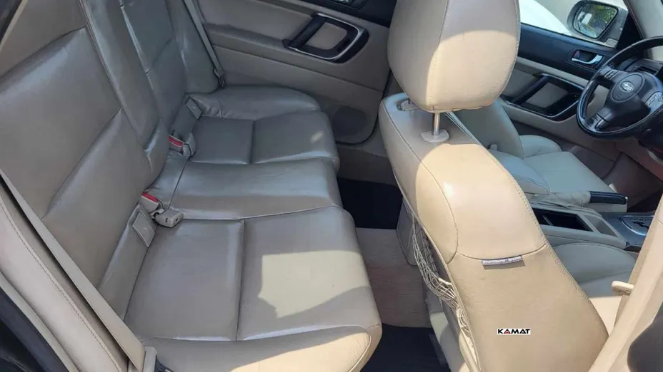 SUBARU Outback -