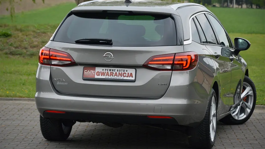 OPEL Astra -