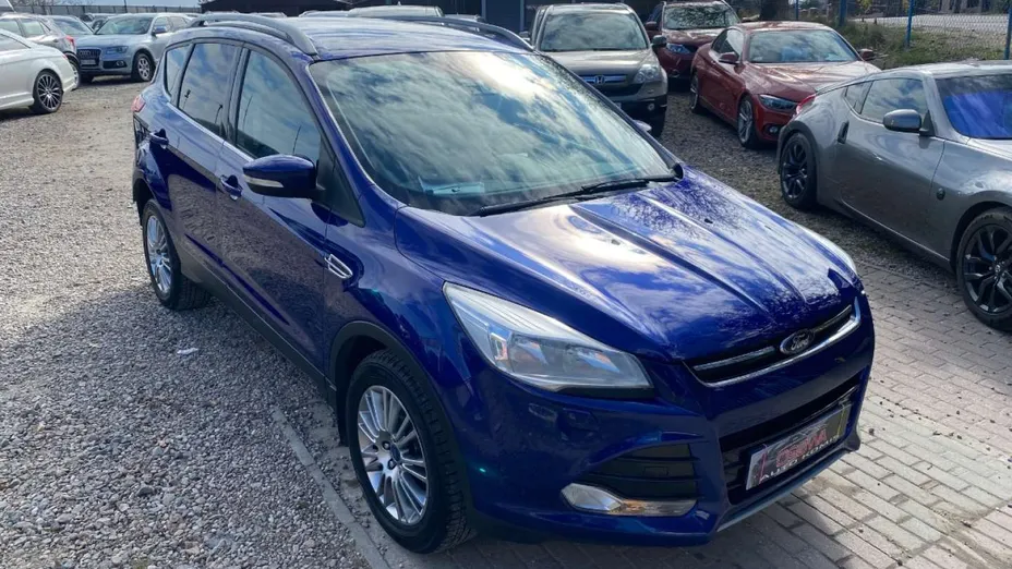 FORD Kuga -