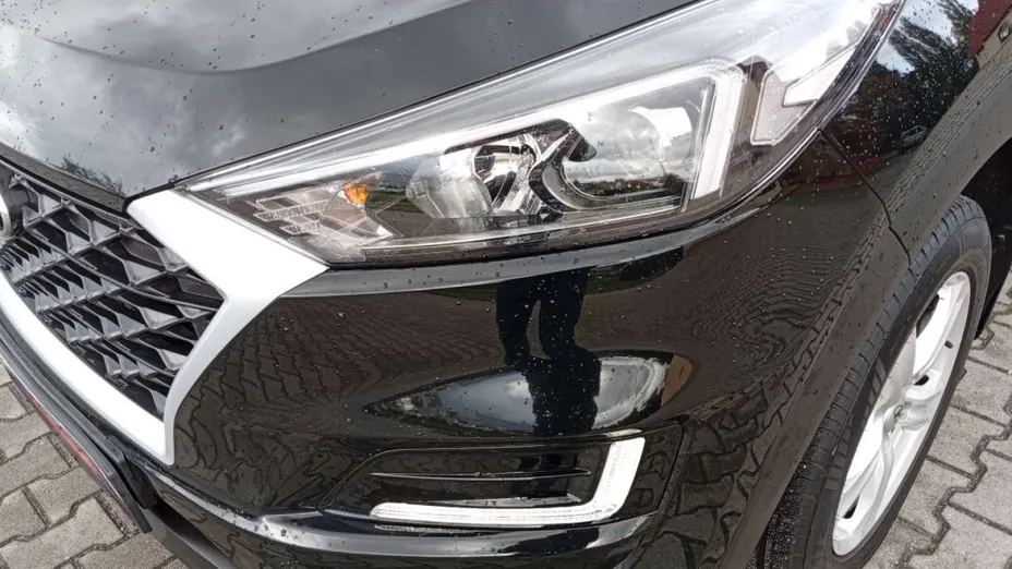 HYUNDAI Tucson -