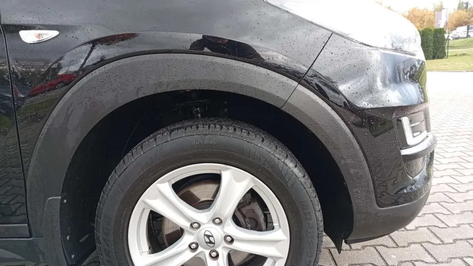 HYUNDAI Tucson -