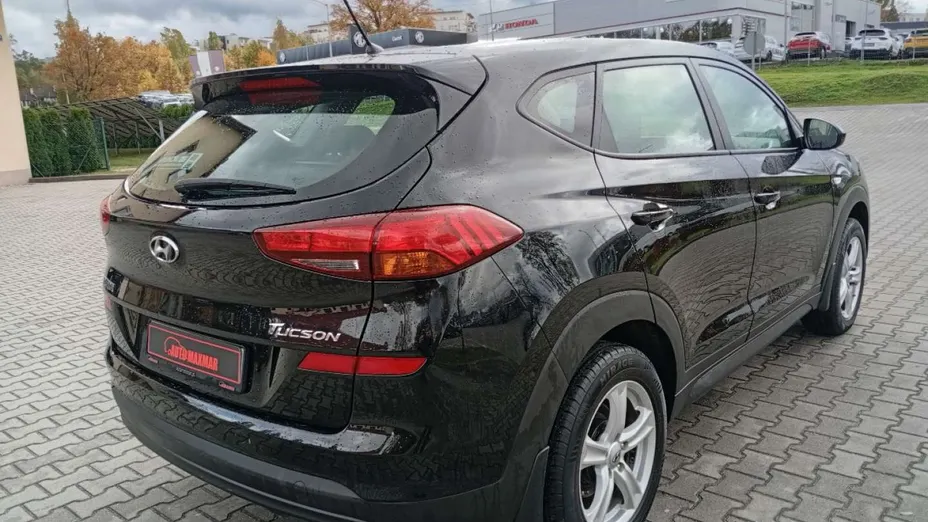 HYUNDAI Tucson -