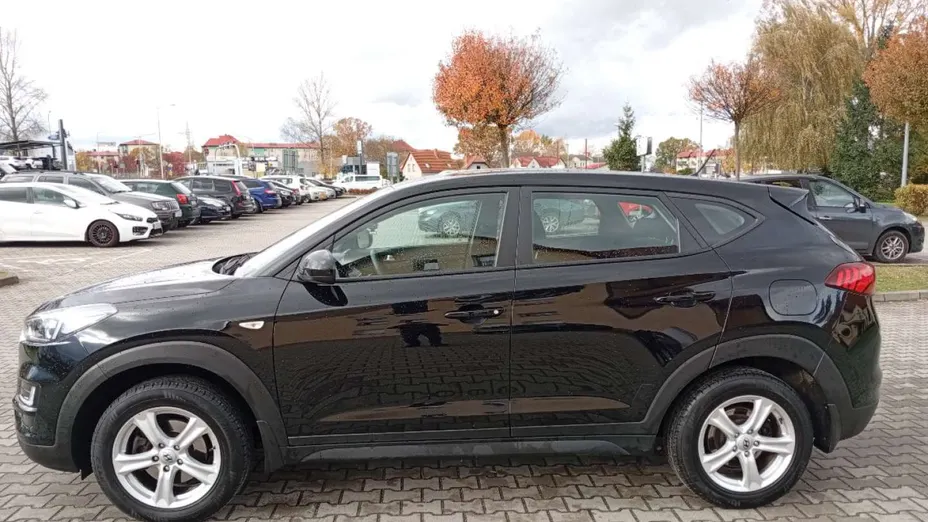 HYUNDAI Tucson -