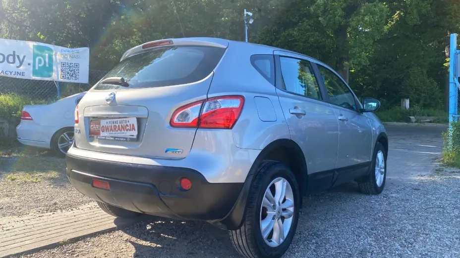 NISSAN Qashqai -